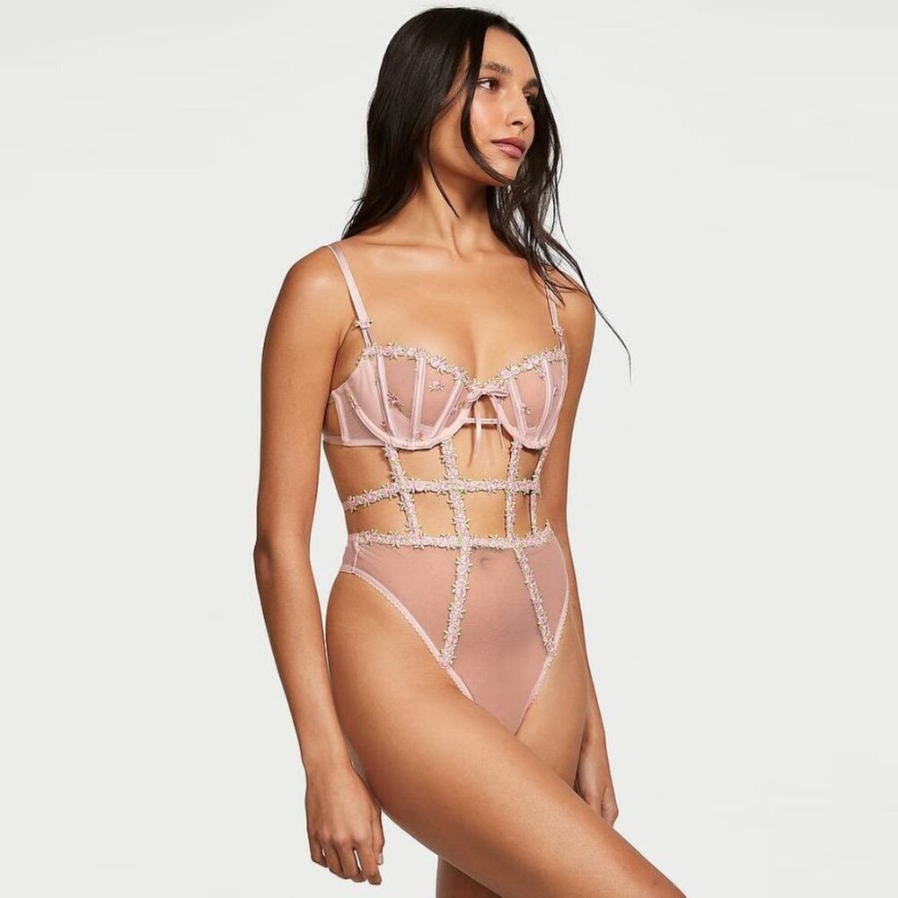 Victoria's Secret Very Sexy Wicked Unlined Lace Teddy RoseBud Pink Fizz XS b60